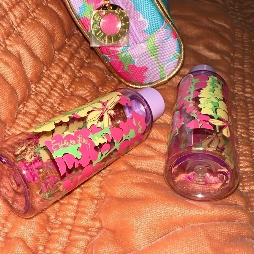 LILY PULITZER for ESTEE LAUDER Gorgeous makeup/ travel bag with a summer print